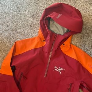 Arc’teryx Sabre Anorak